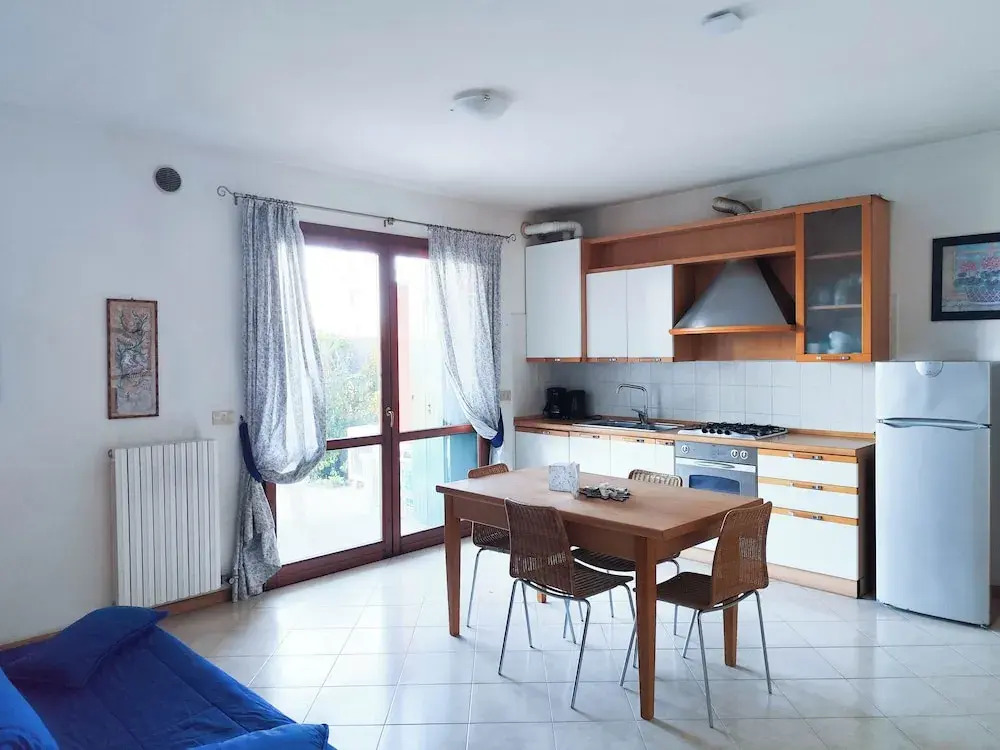 Comfortable Flat With Patio and Pool