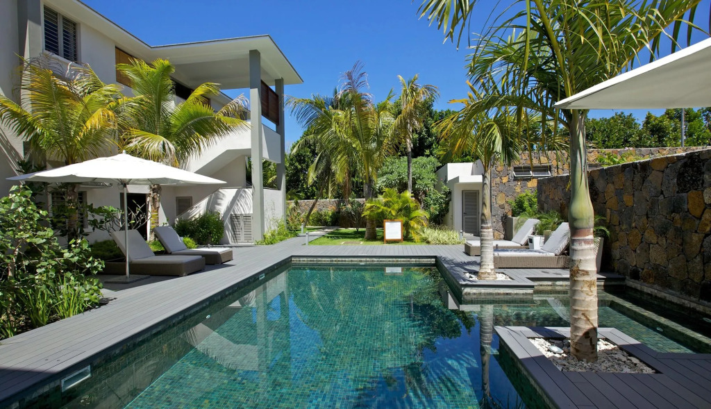 Paradise Beach by Horizon Holidays