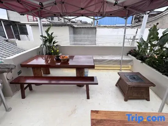 Jianshui Chenxi Homestay