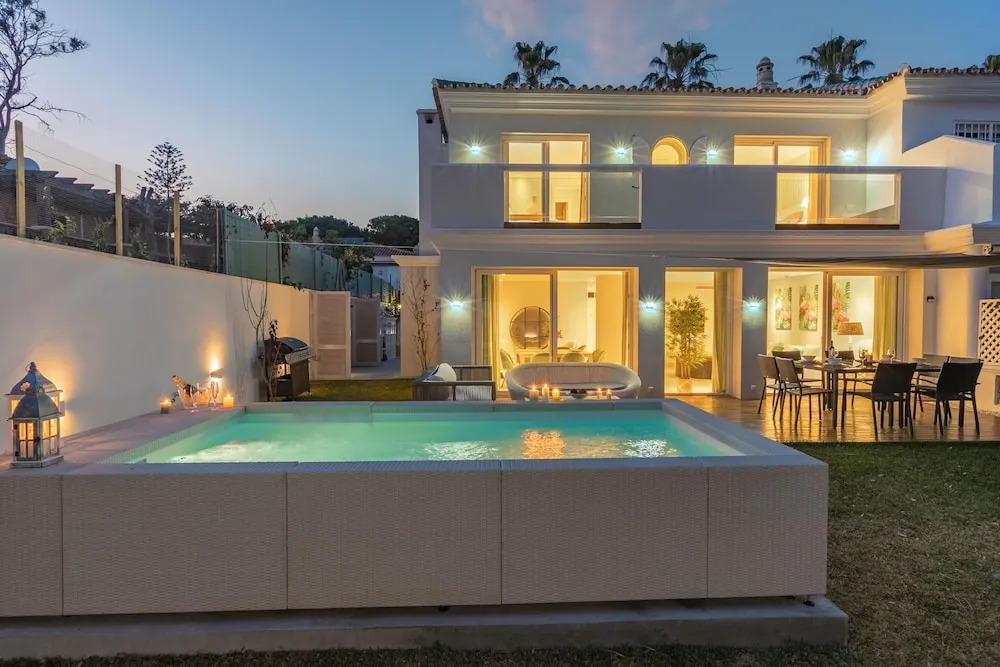 Guadalmina Beach Front Villa Retreat