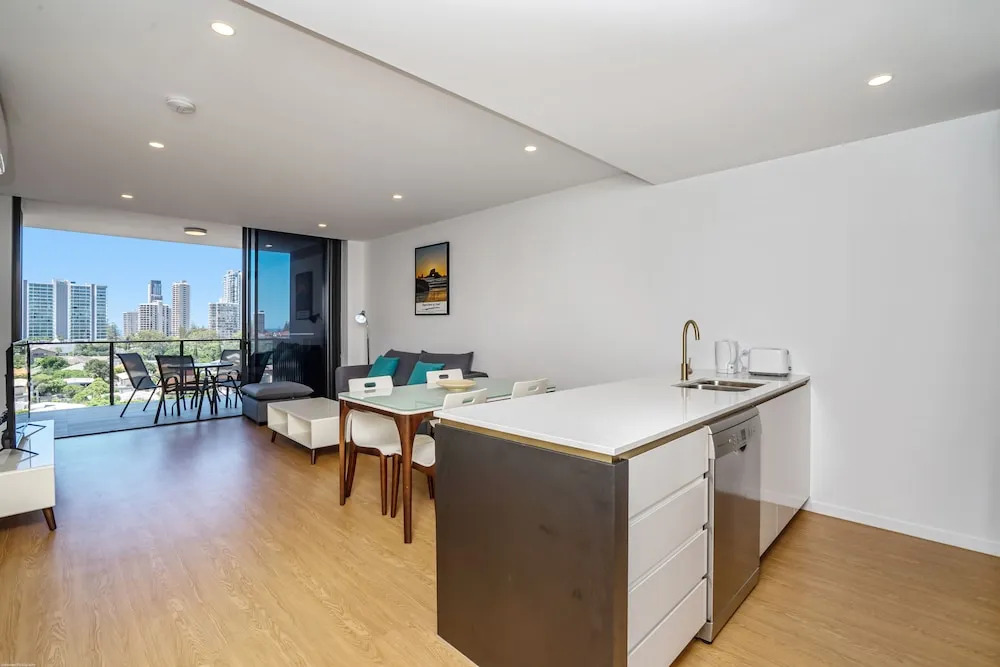 Peninsular Gold Coast