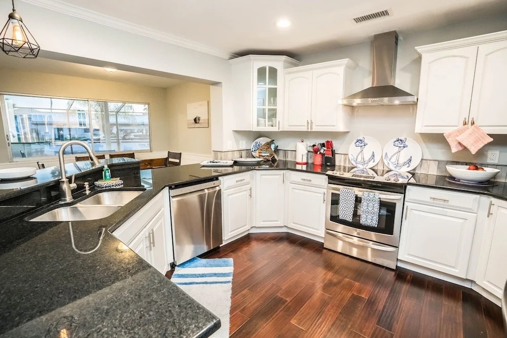 Baywatch - 712 Jamaica Cir W 4 Bedroom Home