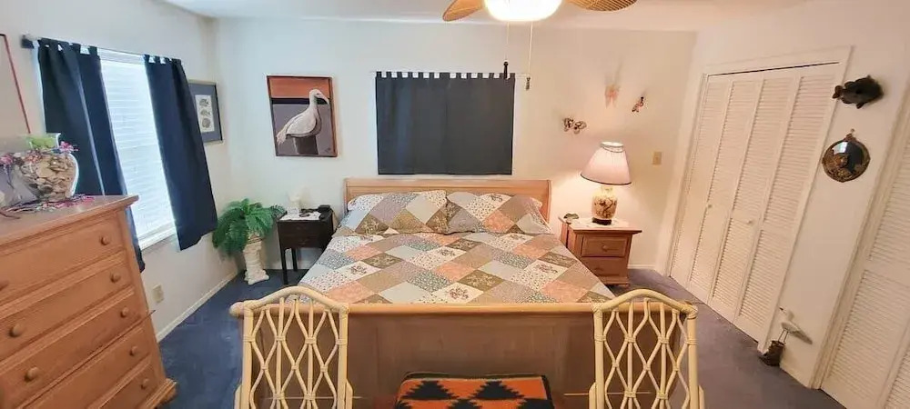 Fish Crazy House 3 Bedroom Condo by RedAwning