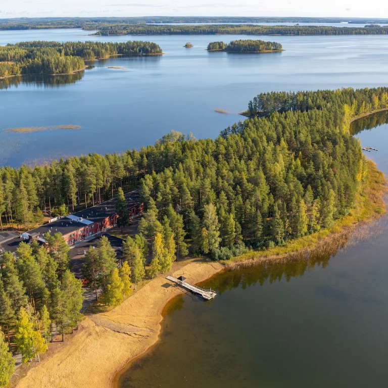 Patalaiska Cottage with private beach