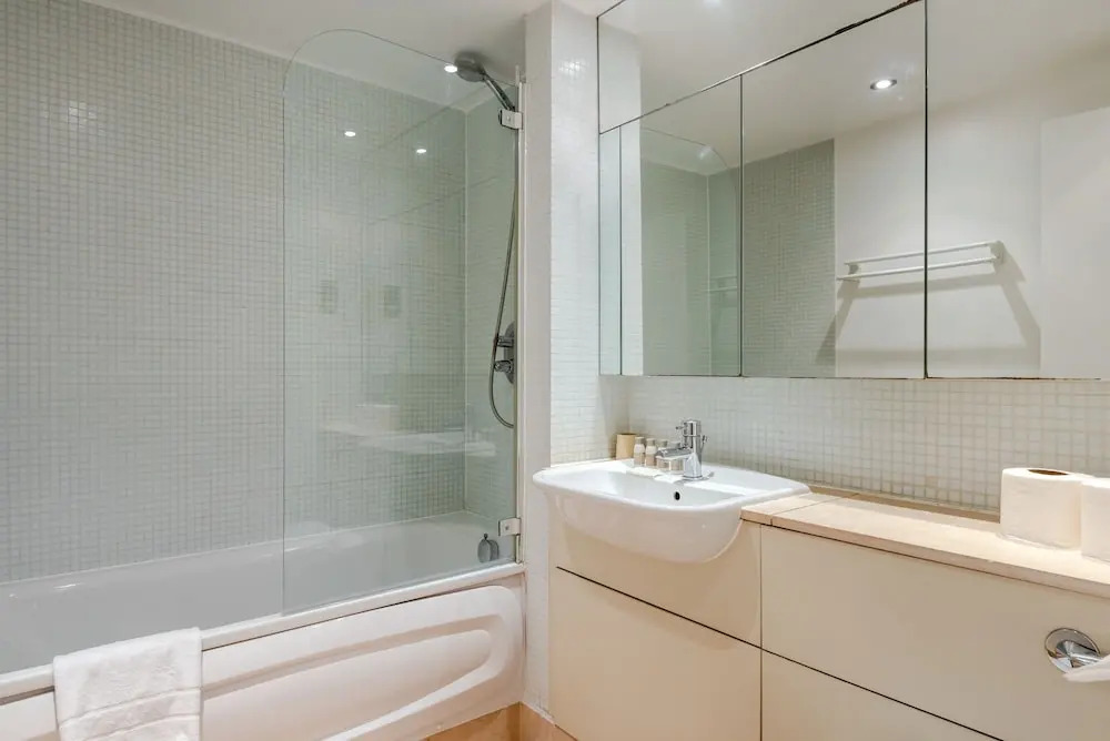 Gorgeous, Central 2 Bed for Up To 4, Bayswater