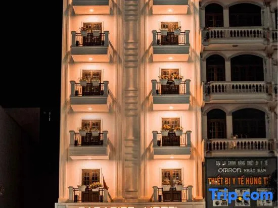 Paradise Hotel Móng Cái