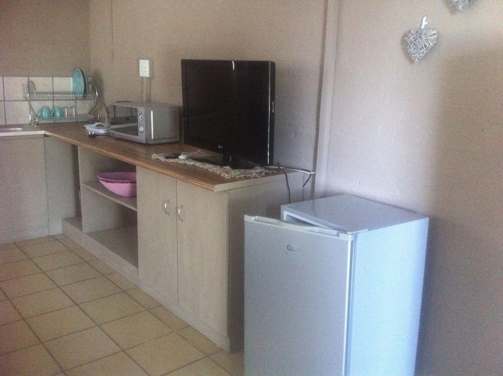 Ditlhapi Guest House