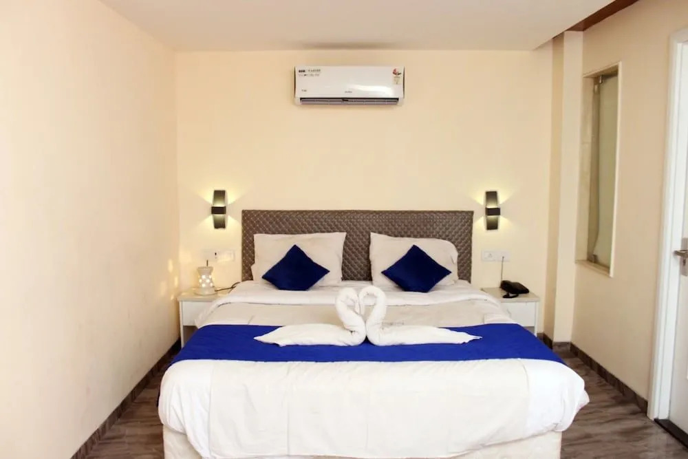 Alegria Whitehouse Mambakkam