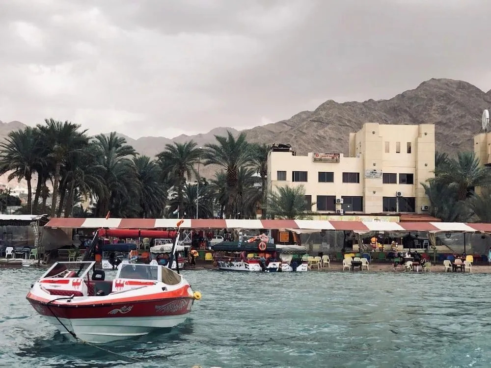 Al-Amer Aqaba Beach Hostel