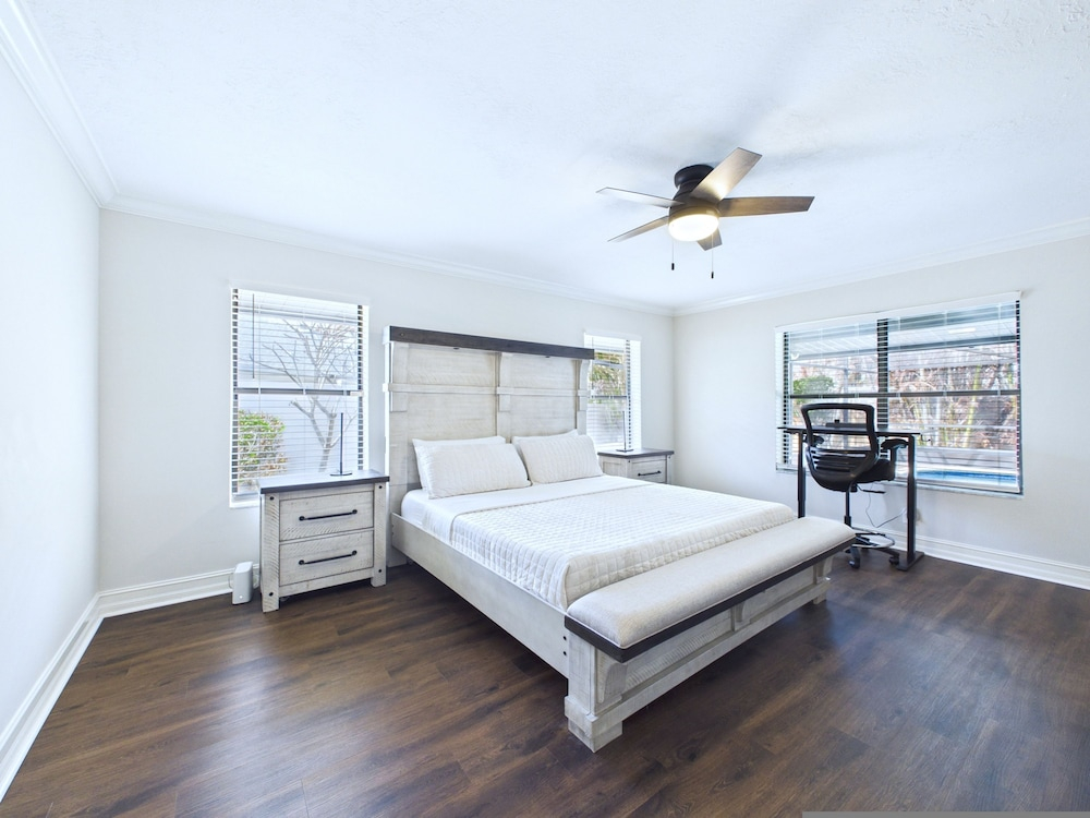 Indian Harbor Beach Pool Retreat