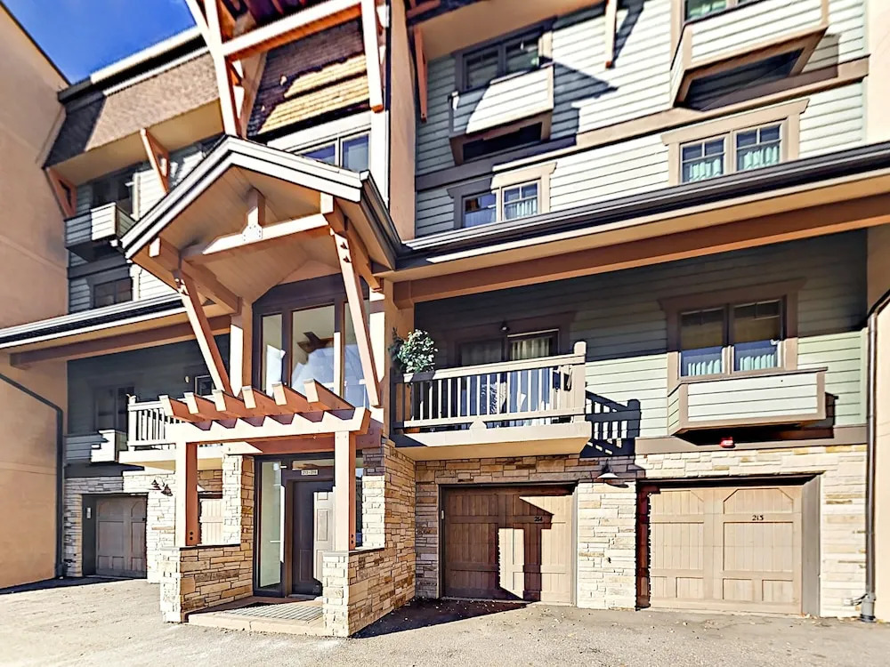 2315 Apres Ski Way Condo Unit 214
