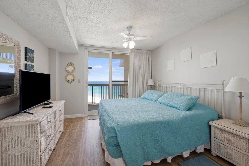 Pelican Beach 1816 2 Bedroom Condo by Pelican Beach Management