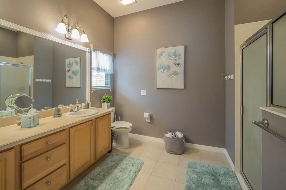 Duncan Drive 1303 by White Pelican VR