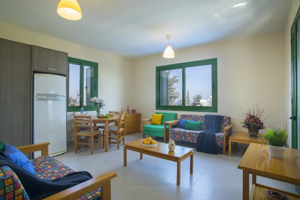 Protaras Olive Suite