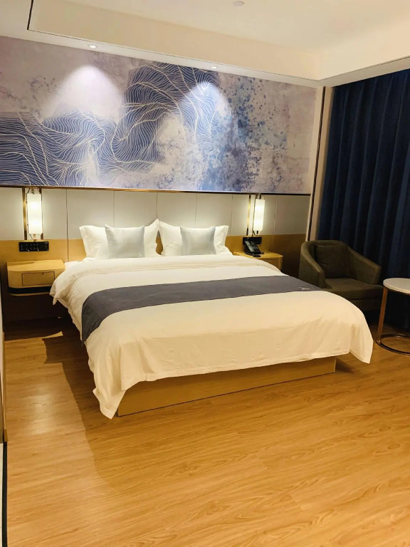 GreenTree Inn Express Qingdao Laixi High-Speed Railway Station Shenzhen Road