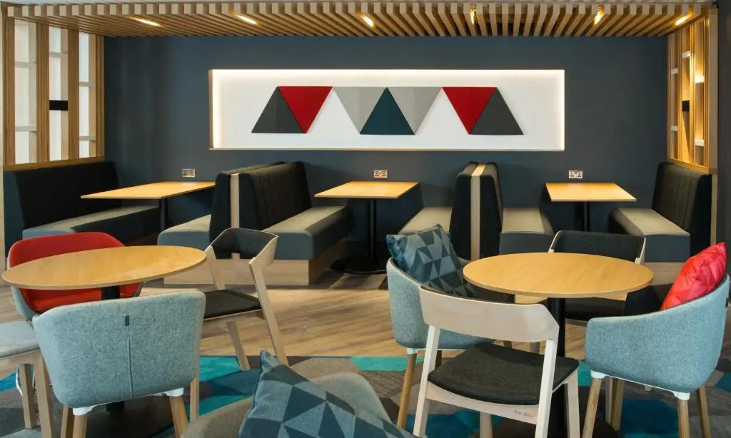 Holiday Inn Express Bicester by IHG