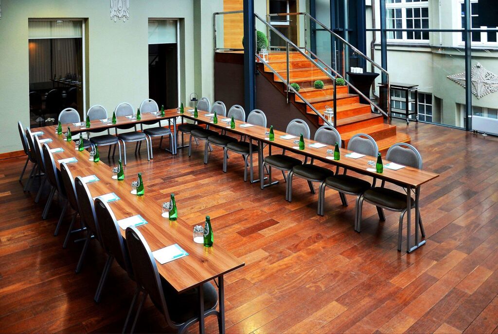 Hotel NH Poznan