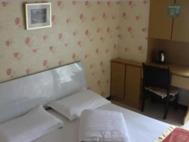 Ruyi ApartHotel