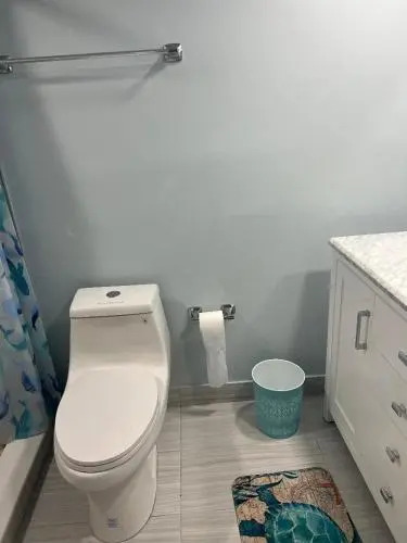 Sunny Ocean Village Beach Condo: Community Pool
