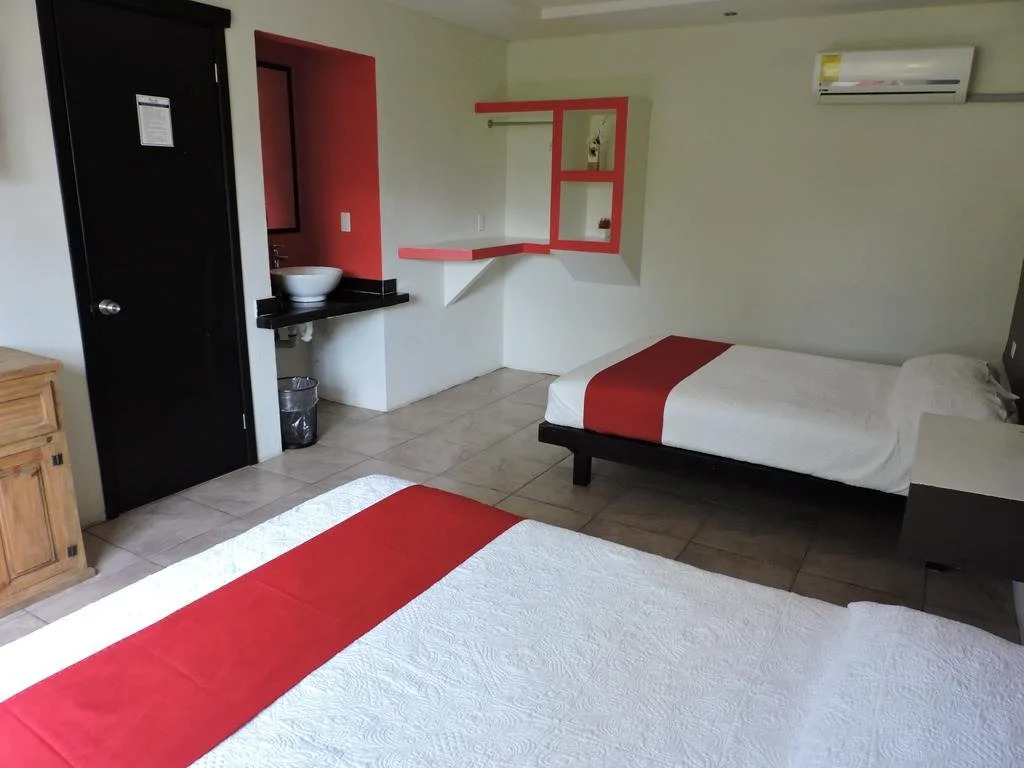 Hotel Raga Inn