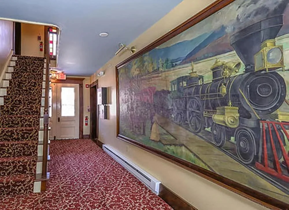 Trainmasters Inn