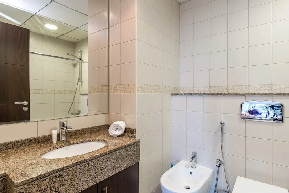 West Tower by Deluxe Holiday Homes
