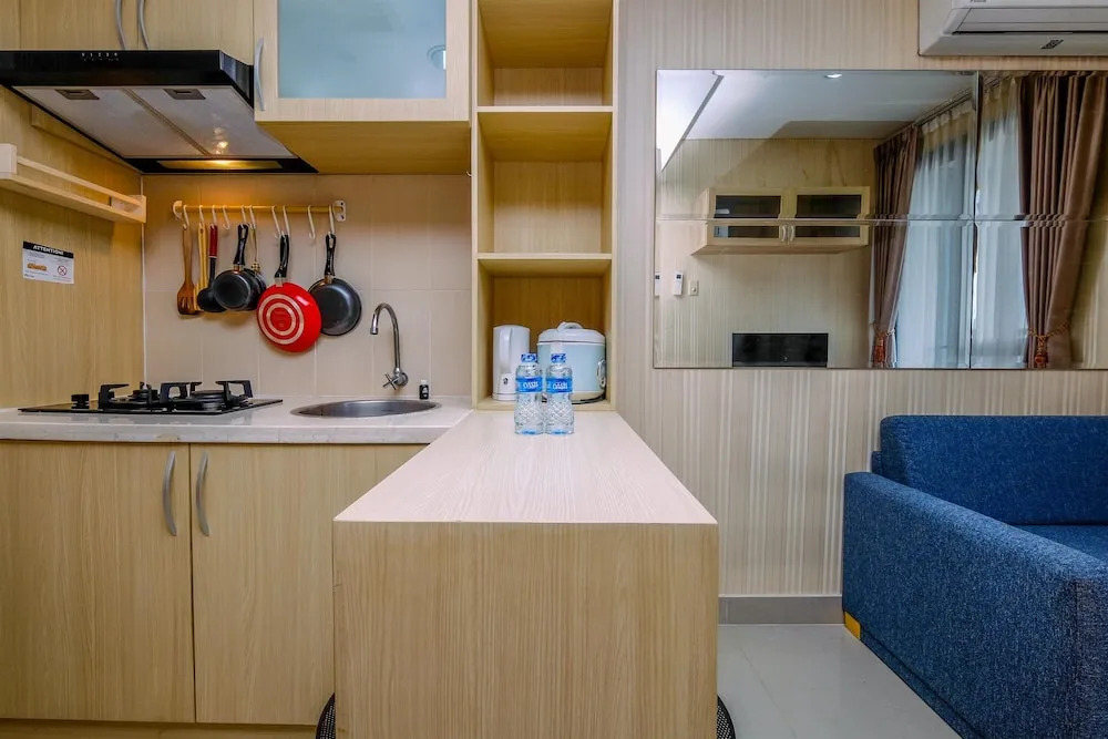 1Br Apartment With Cozy Design At Royal Olive Residence
