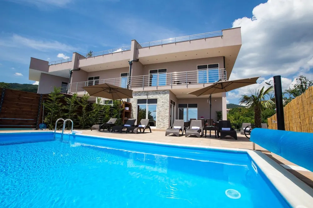 Villa Ella - Mediterranean stone house