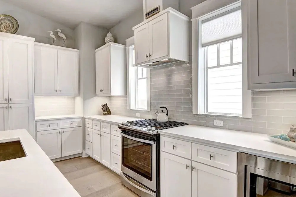 717 Sunrise Avenue Home 3 Bedrooms 3.5 Bathrooms Home