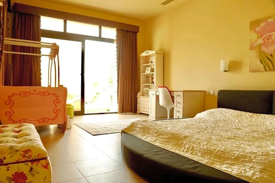 2 Bedroom Villa with Private Pool