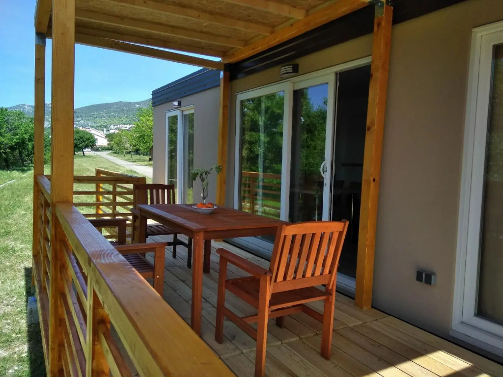 Queen Campagna mobile homes Klenovica