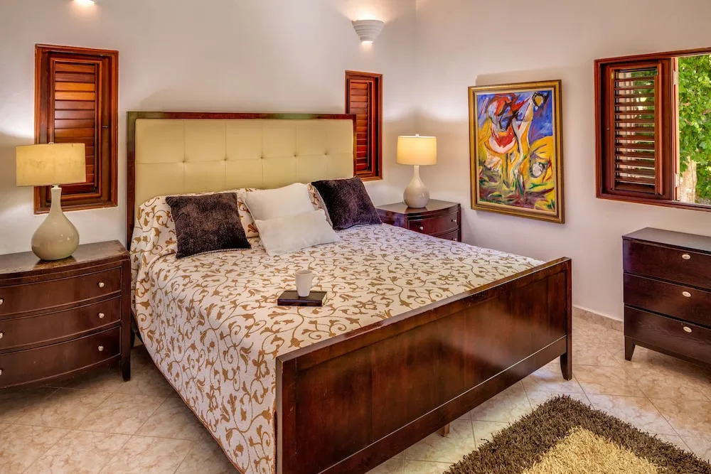 Sea Horse Ranch Villas by Caribe Stays