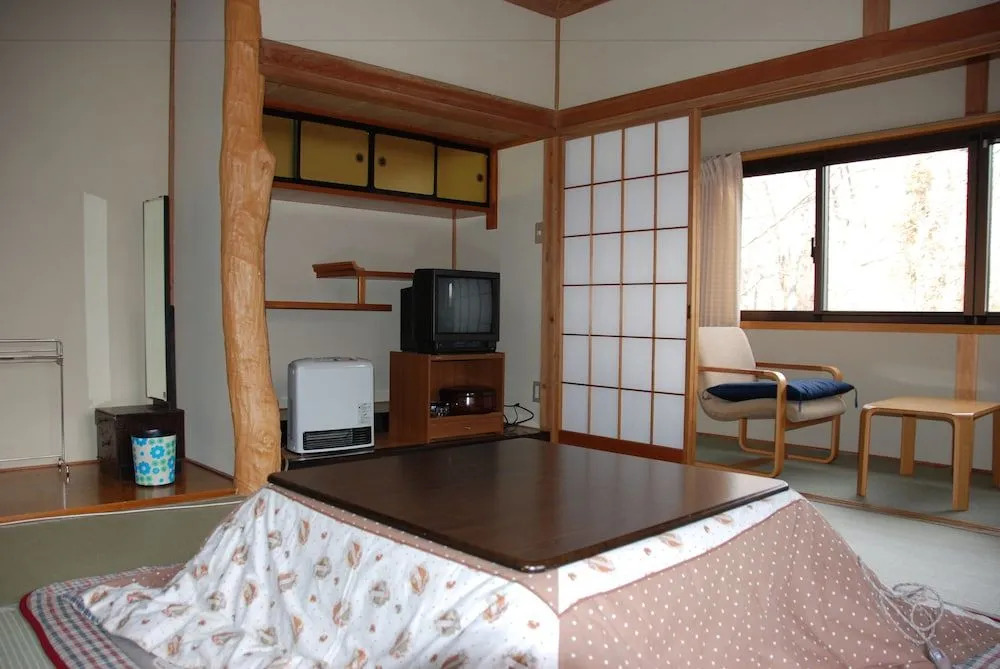 Yamanouchi Guest House