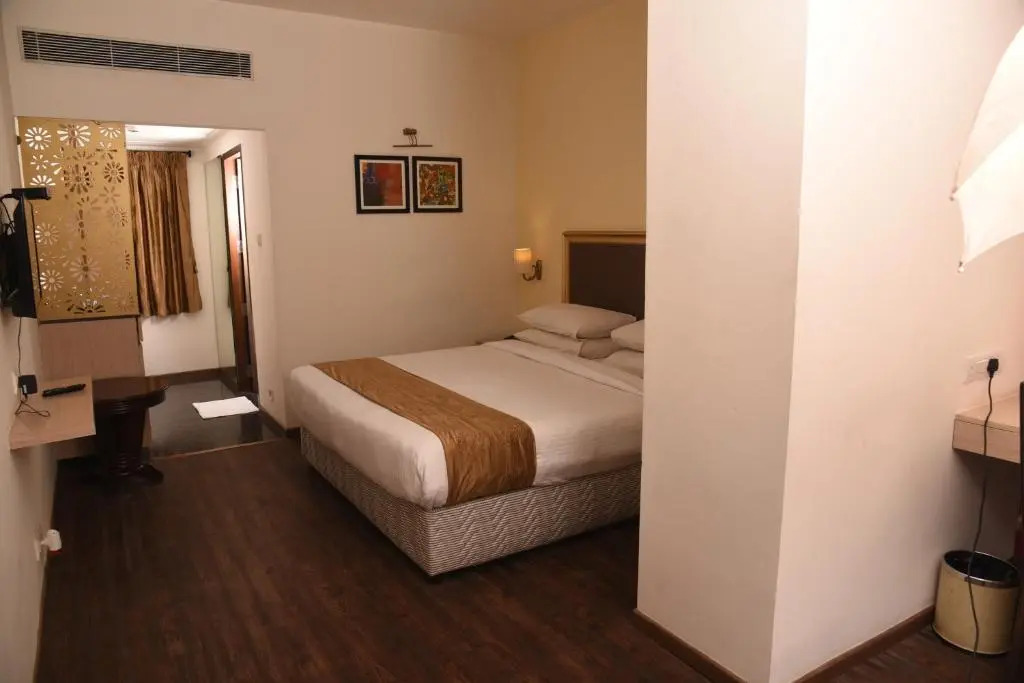 Hotel Grand Sabarees
