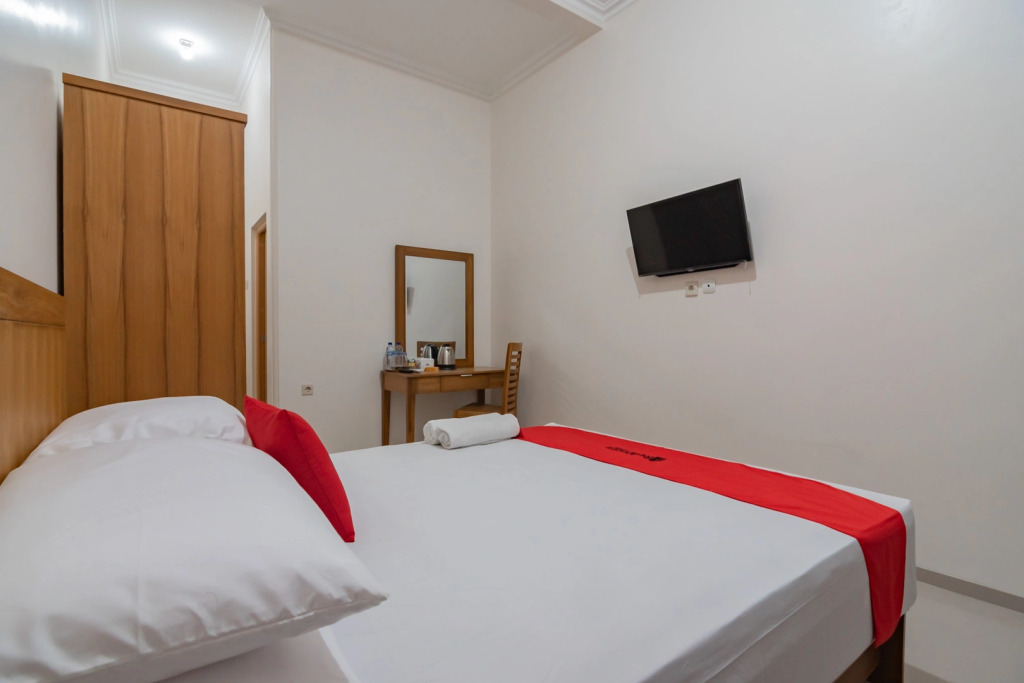 RedDoorz Syariah Plus @ Perintis Guesthouse Tasikmalaya