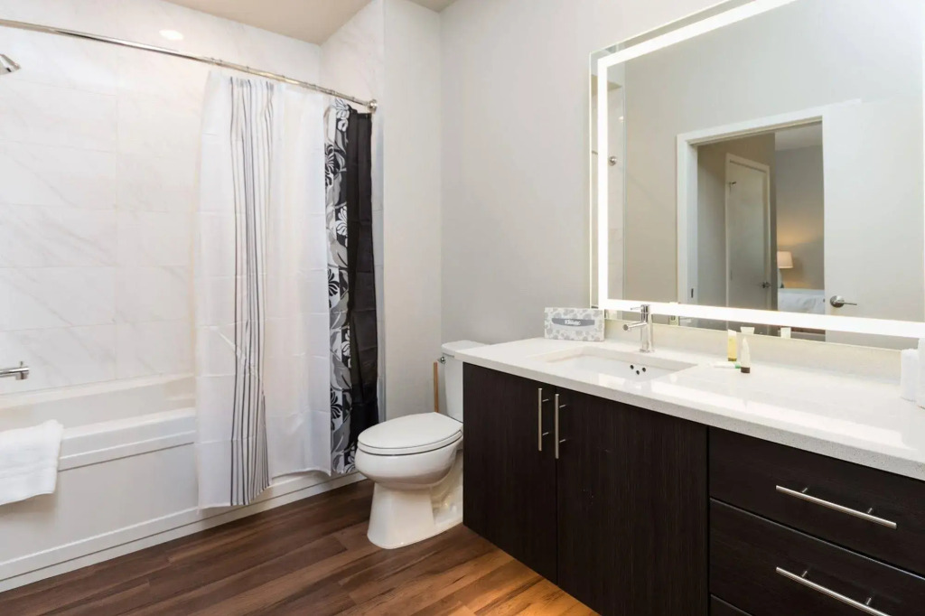 Global Luxury Suites at Downtown Mountain View
