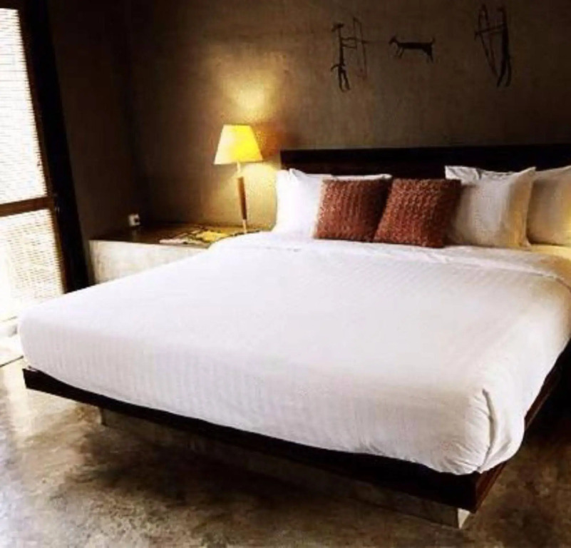 Avartarn Miracles Hotel