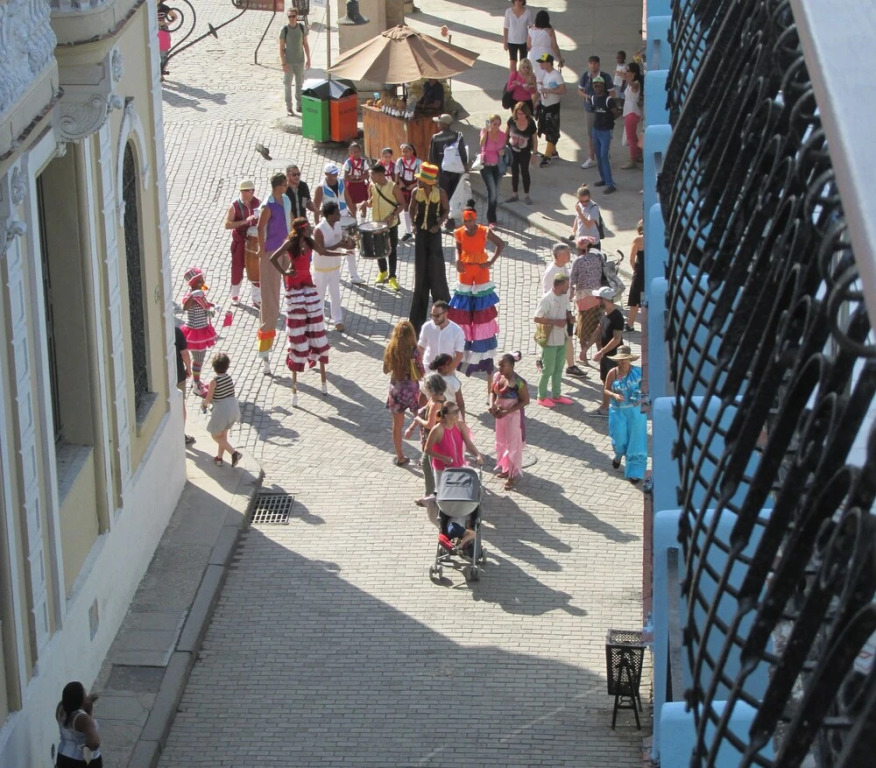 Casa Teniente Rey 16