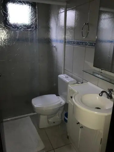 Bombinhas centro apt con kitchenette