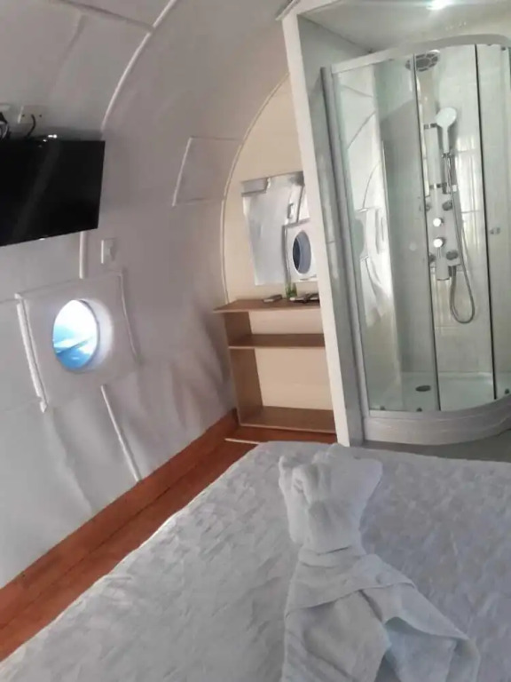 Aero Hotel