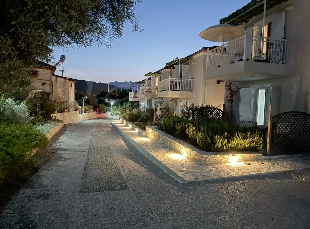 8 Homes