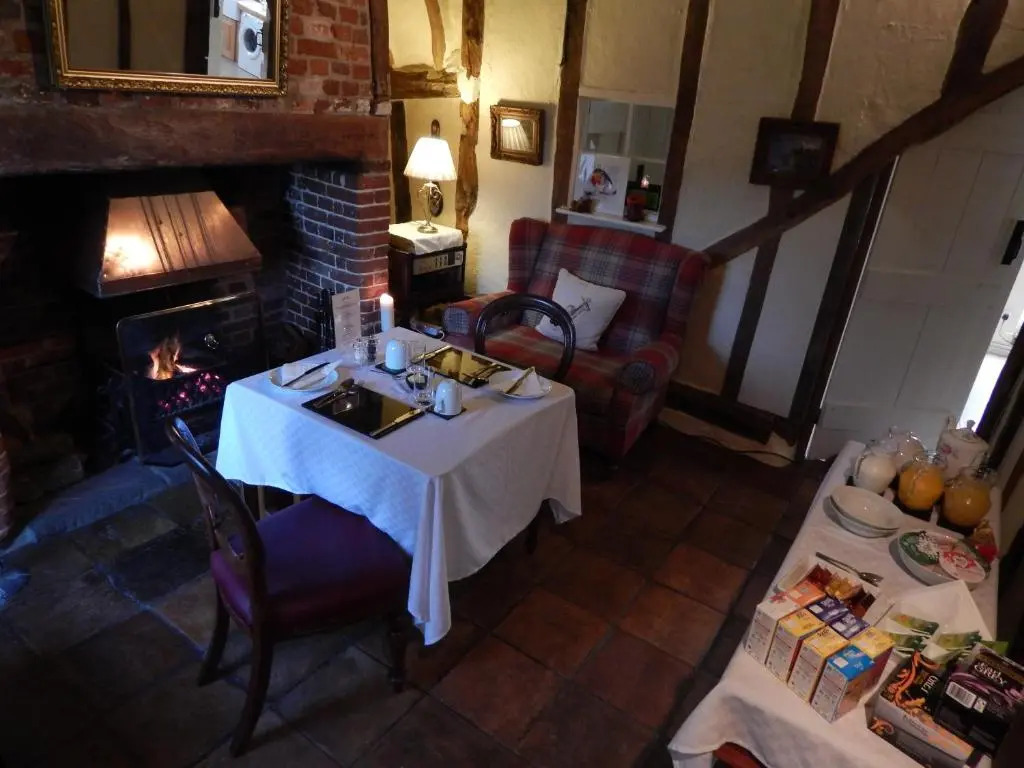 Frogs Hall B&B