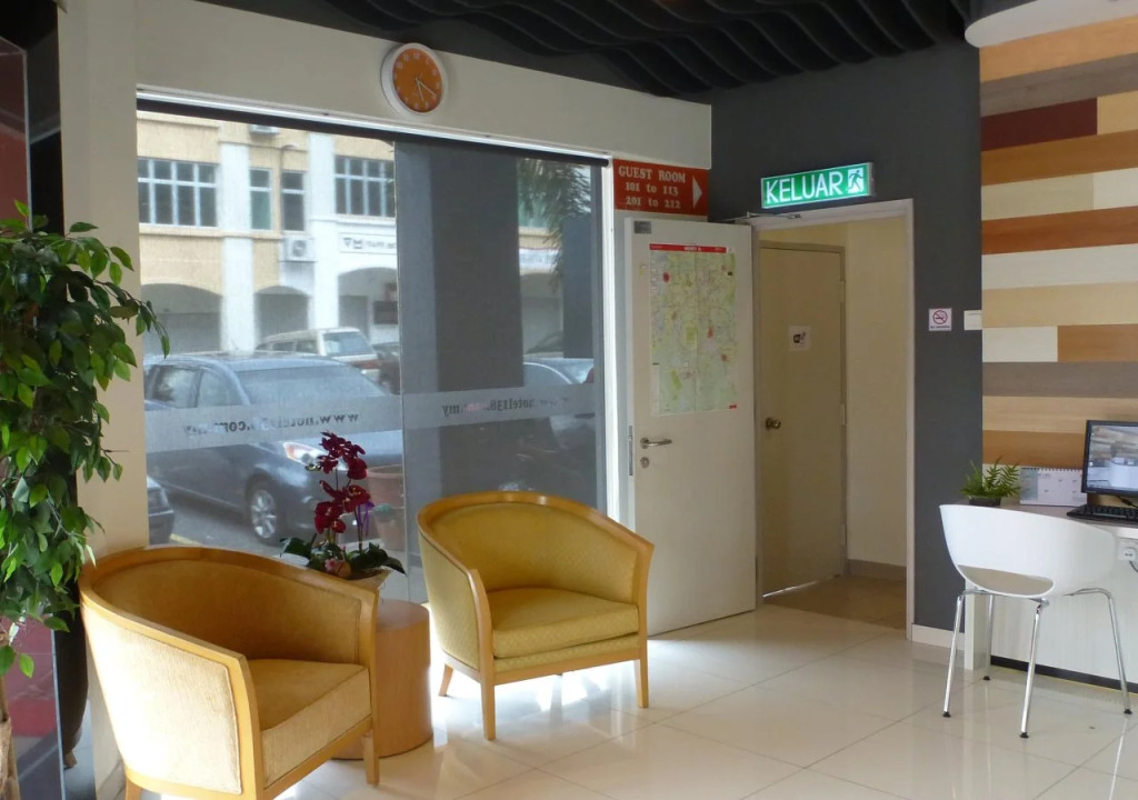 Uptown Subang Airport