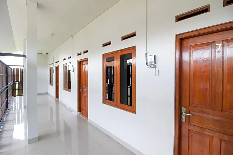 Griya Izzara Guest House Syariah