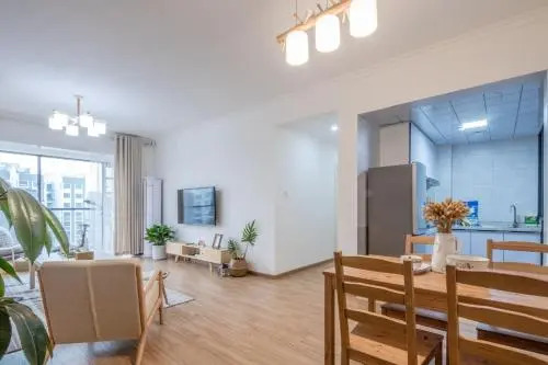 Chengdu Chenghua·Giant Panda Breeding Base Locals Apartment 00149350