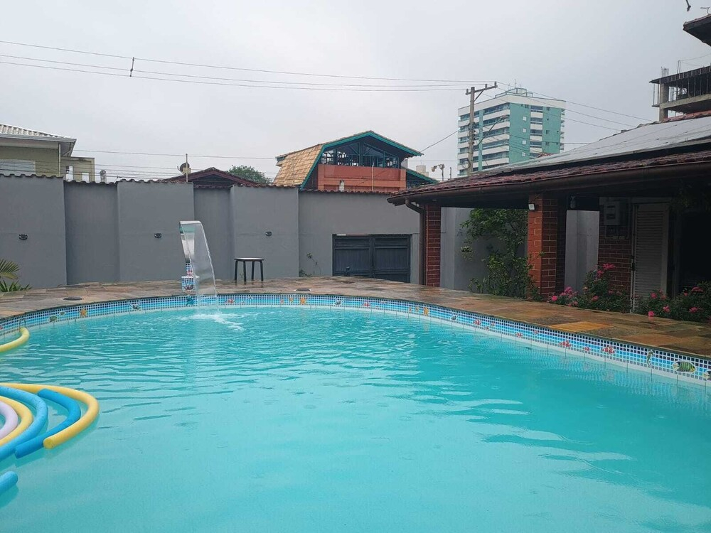Hospedagem Real Beach House