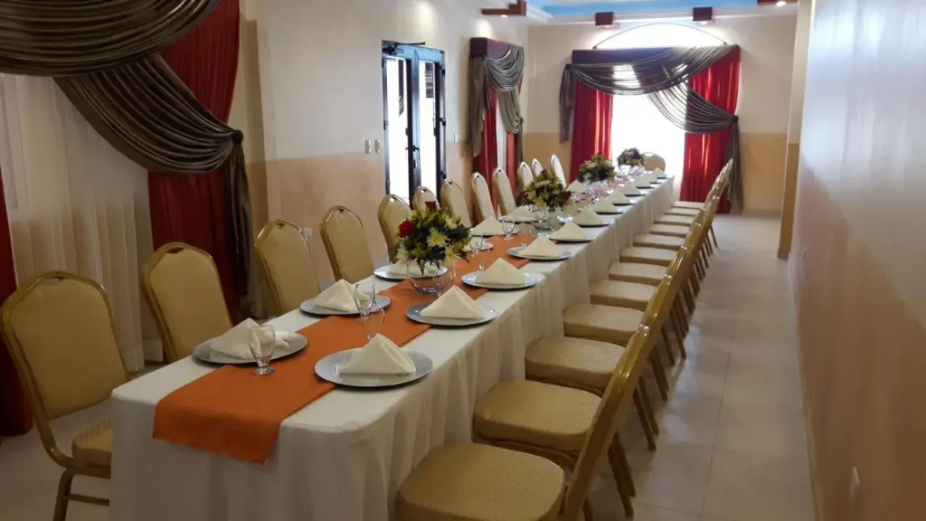 Veranda Hotel