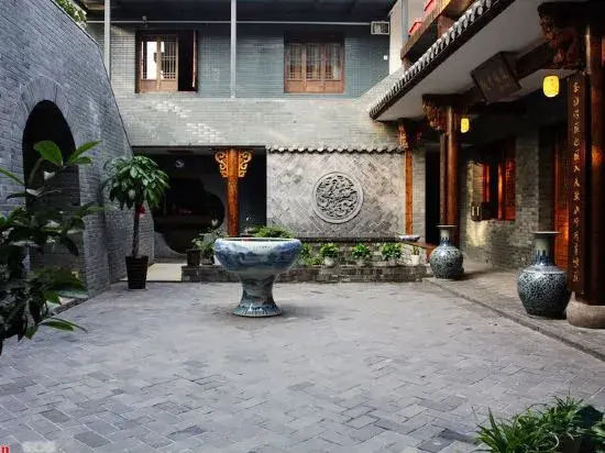 Shaoxing Dayue Xiaoyuan Culture Theme Hotel (Lu Xun's hometown Shenyuan Branch)