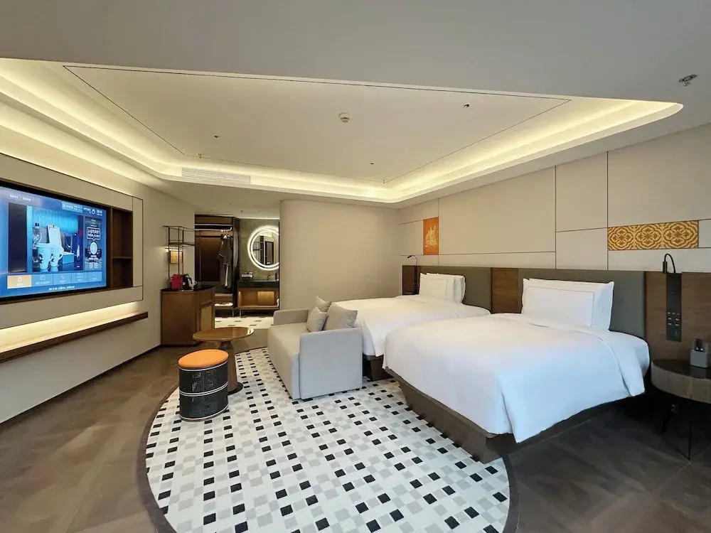 The Bund Hotel