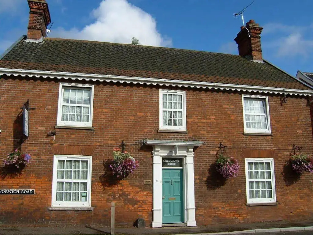 Chedgrave House